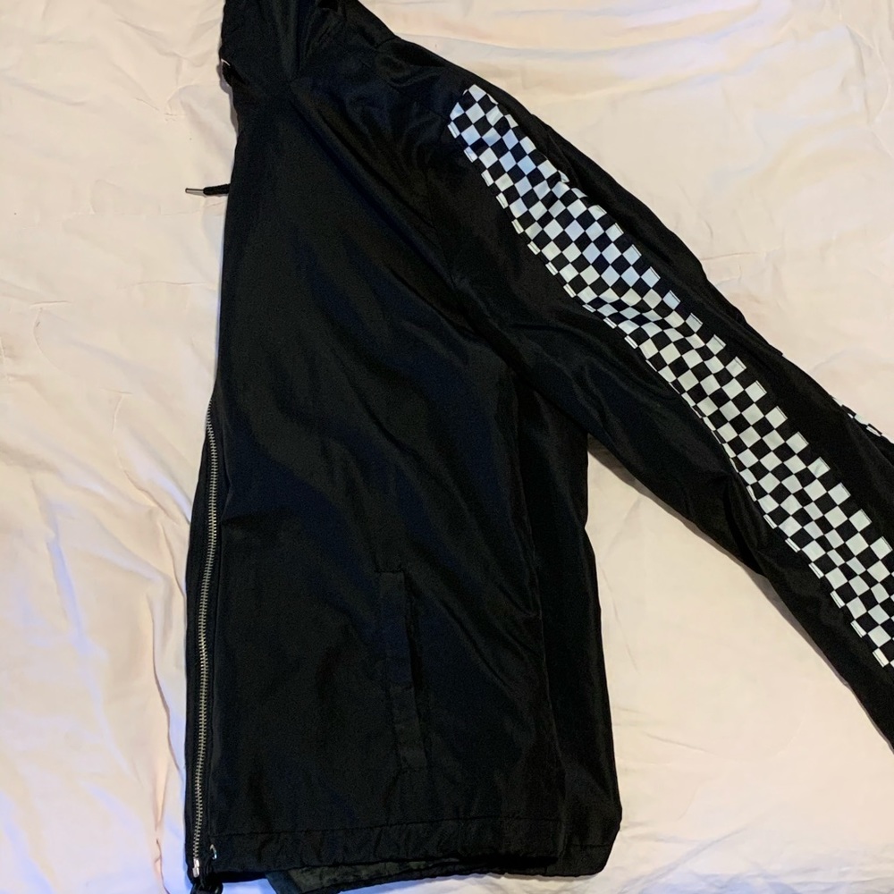 windbreaker